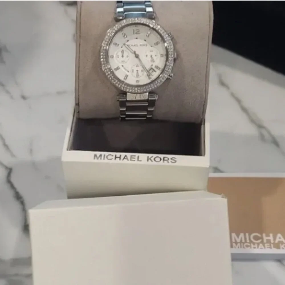 NWT MICHAEL KORS WATCH